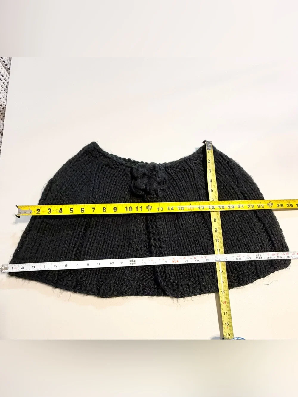 Black rosette flower shoulder cape shrug poncho chunky knit sweater floral rose